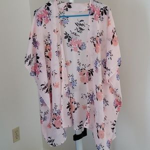 Short Sleeve Kimono Top